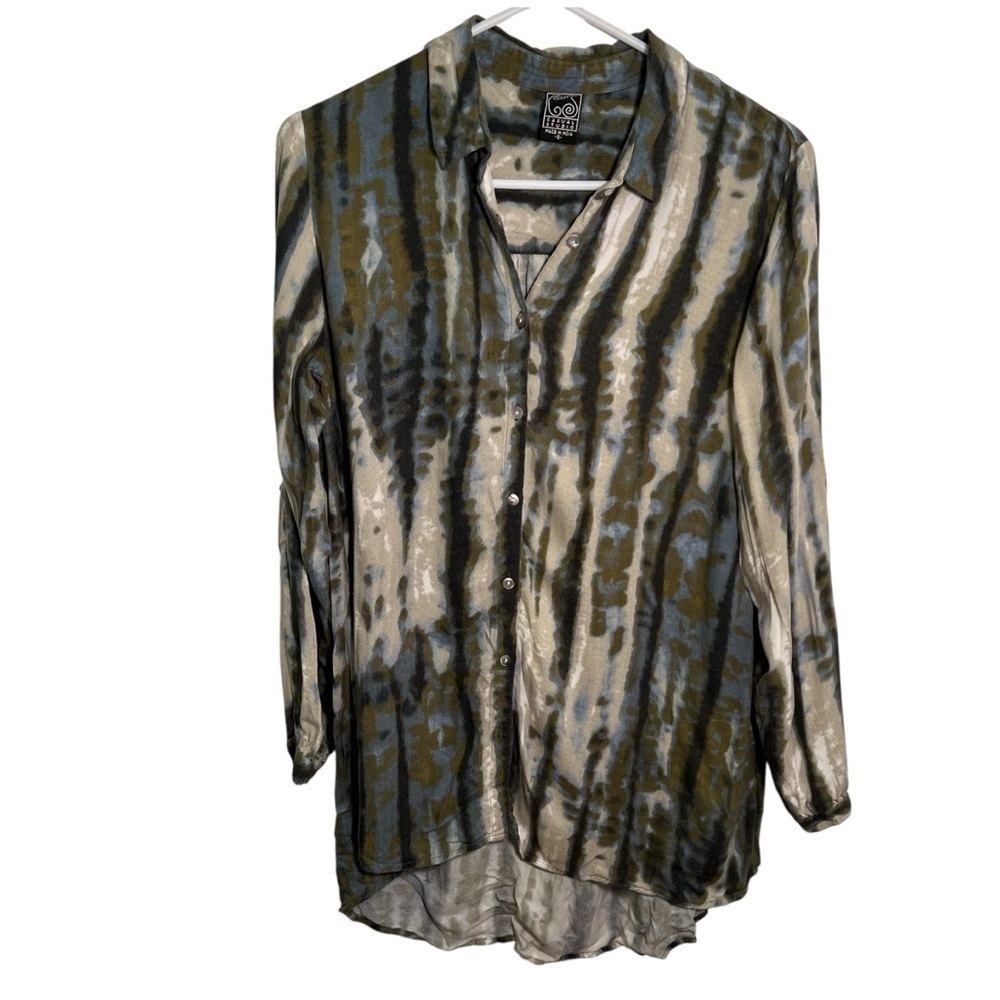 Casual‎ Studio Women's Size Small Button Down Tunic Top Beige Green Tie Dye Geo